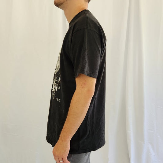 90s Black and White Wolf Print Tee