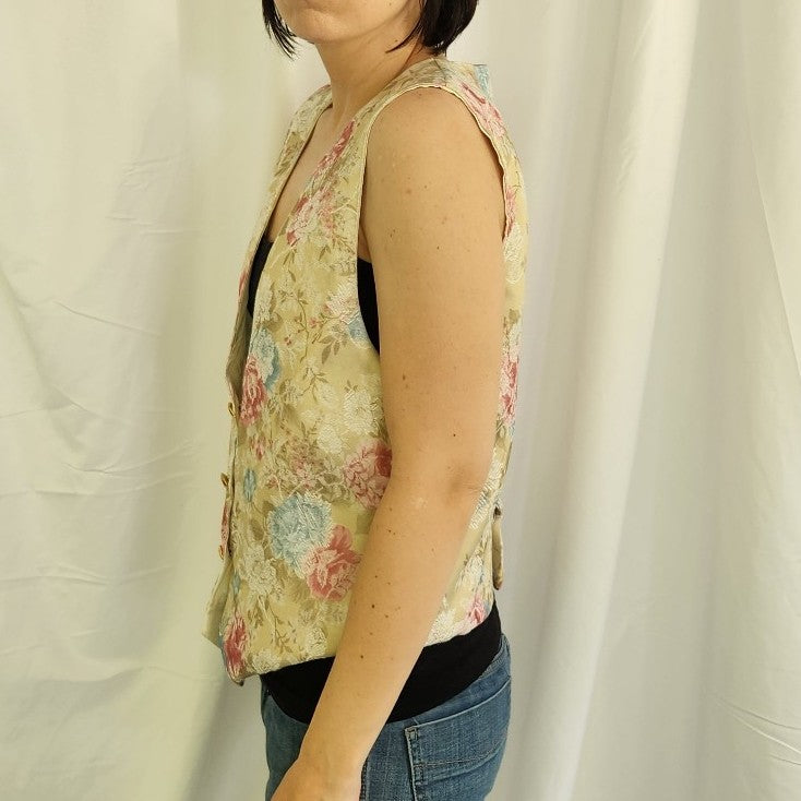 90s Whimsigoth Floral Vest