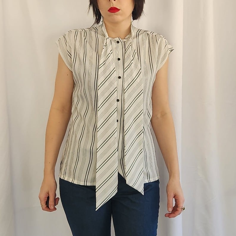 70s Black and White Striped Sleeveless Blouse