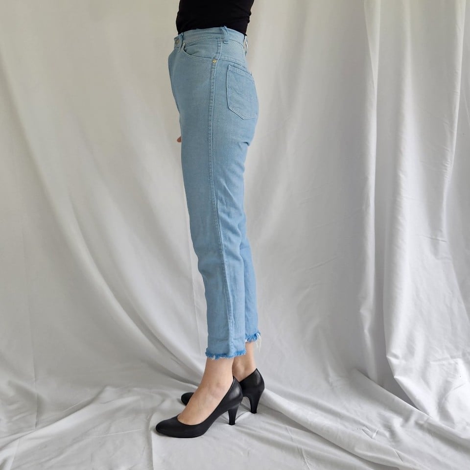 80s High Rise Cropped Blue Jeans