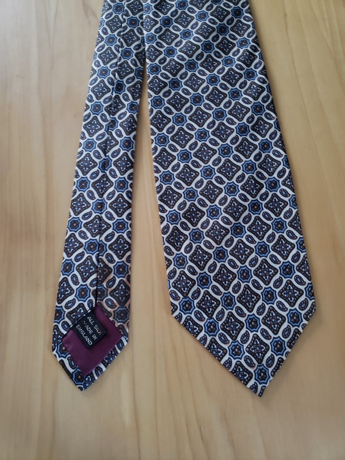 Vintage 70s/80s Bigby and Kruthers Silk Tie