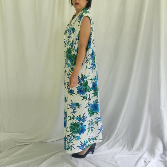 90s/00s White, Blue, and Green Floral Sleeveless Maxi Dress