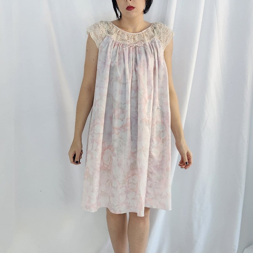 80s/90s Pink Floral Nightgown