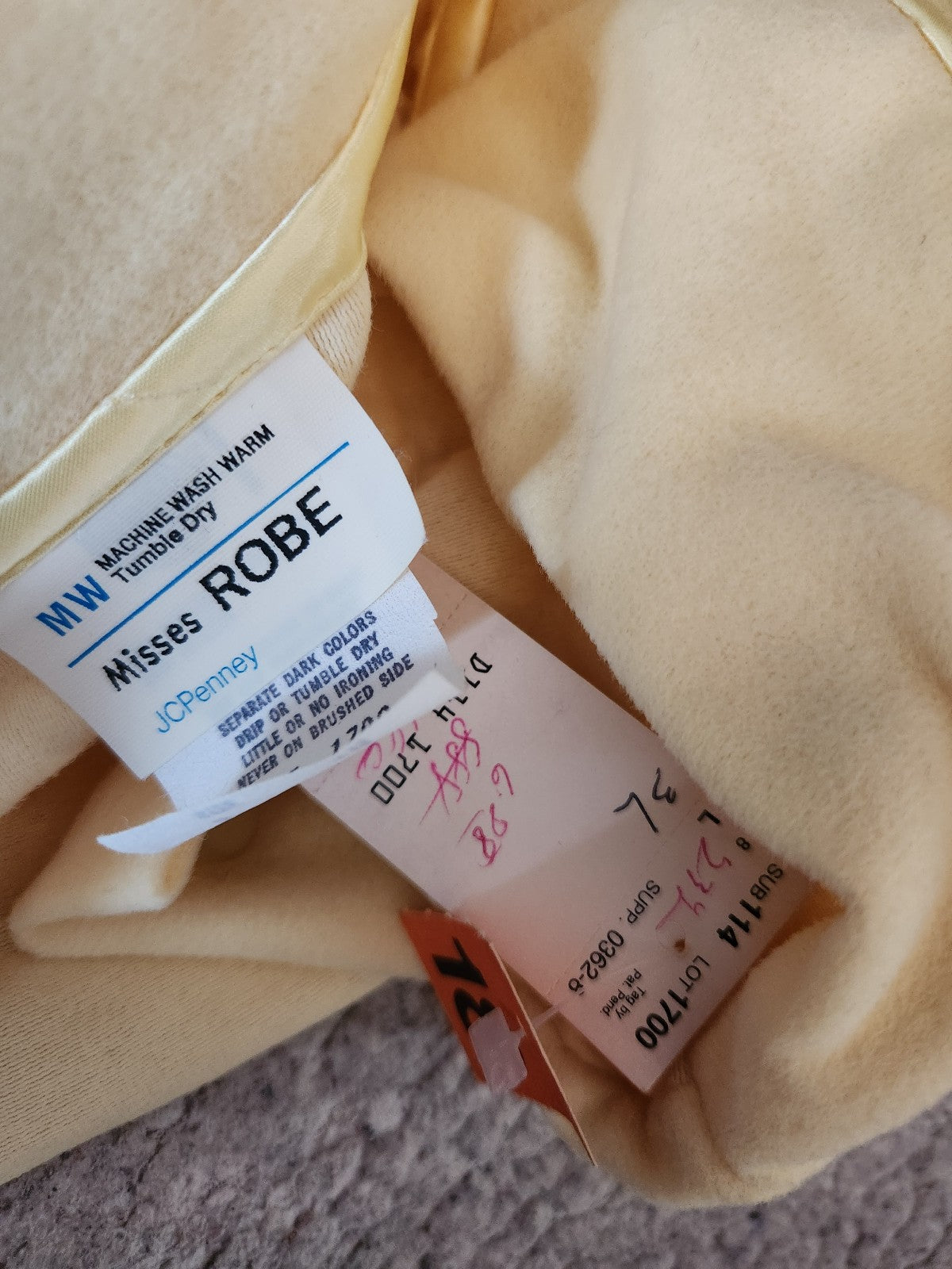 80s Deadstock Yellow Robe