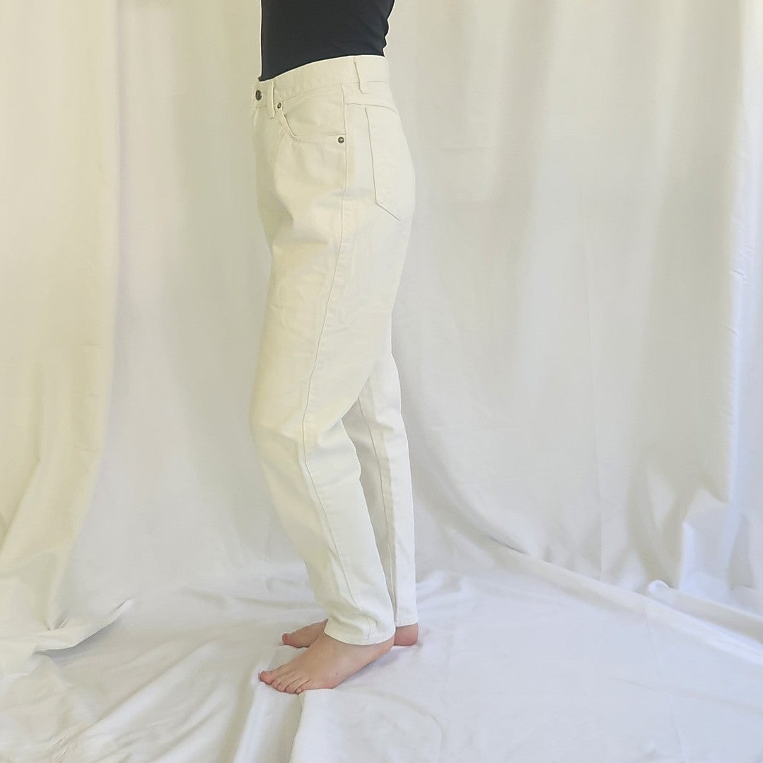 90s Levi's 900 Series White Jeans