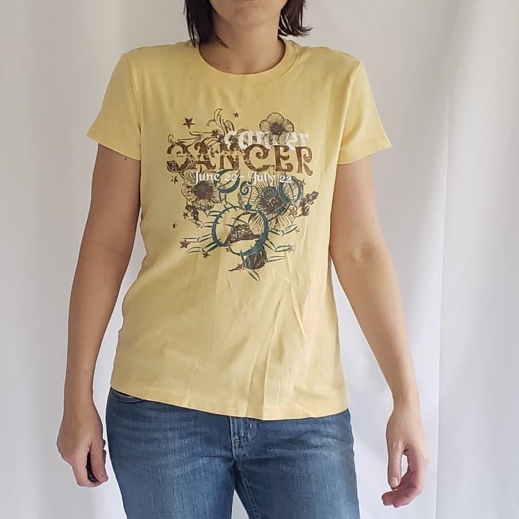 Y2K Zodiac Cancer Graphic Tee