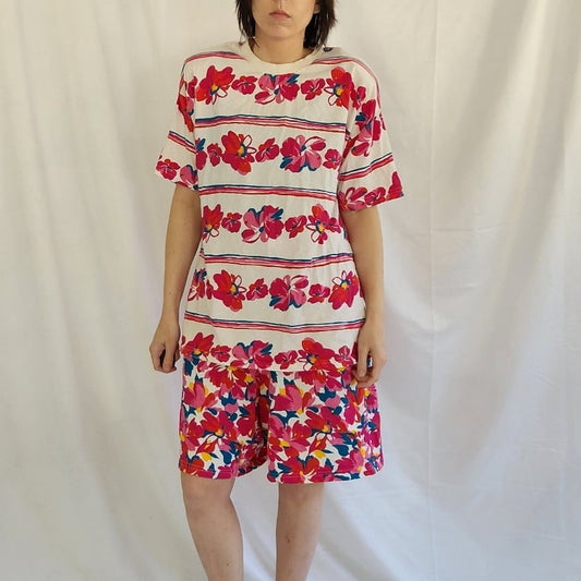 90s Pink Floral Tee and Shorts Set