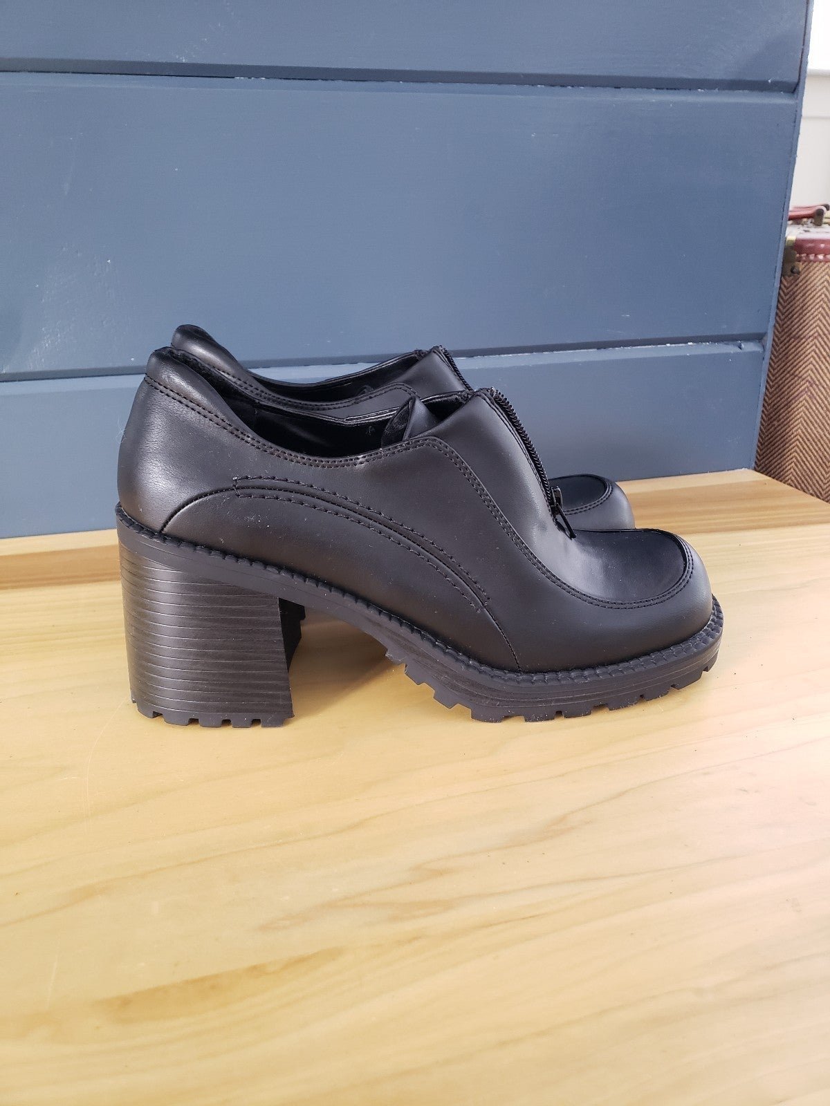 Y2K Fashion Bug Chunky Black Shoes in Box