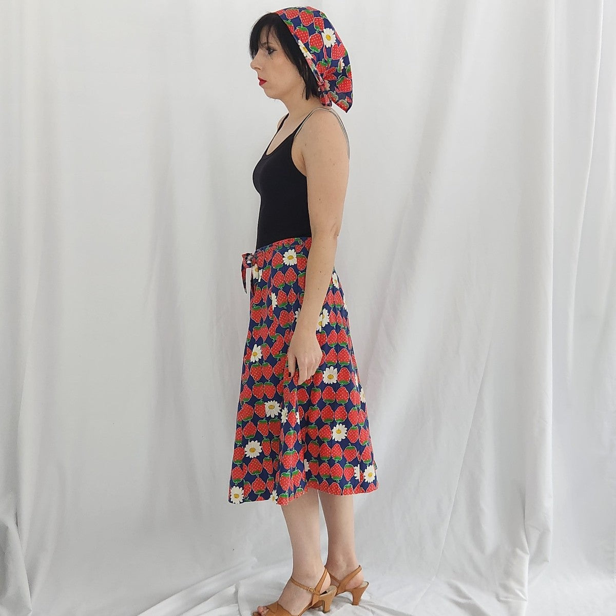 70s Handmade Strawberry and Daisy Print Skirt and Kerchief