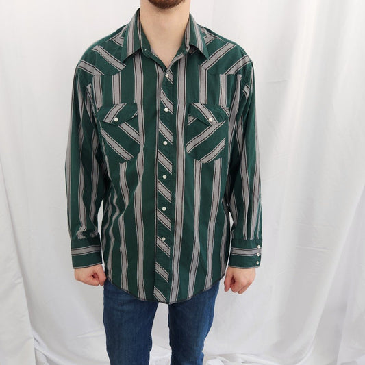 90s Wrangler Green and Gray Snap Front Shirt
