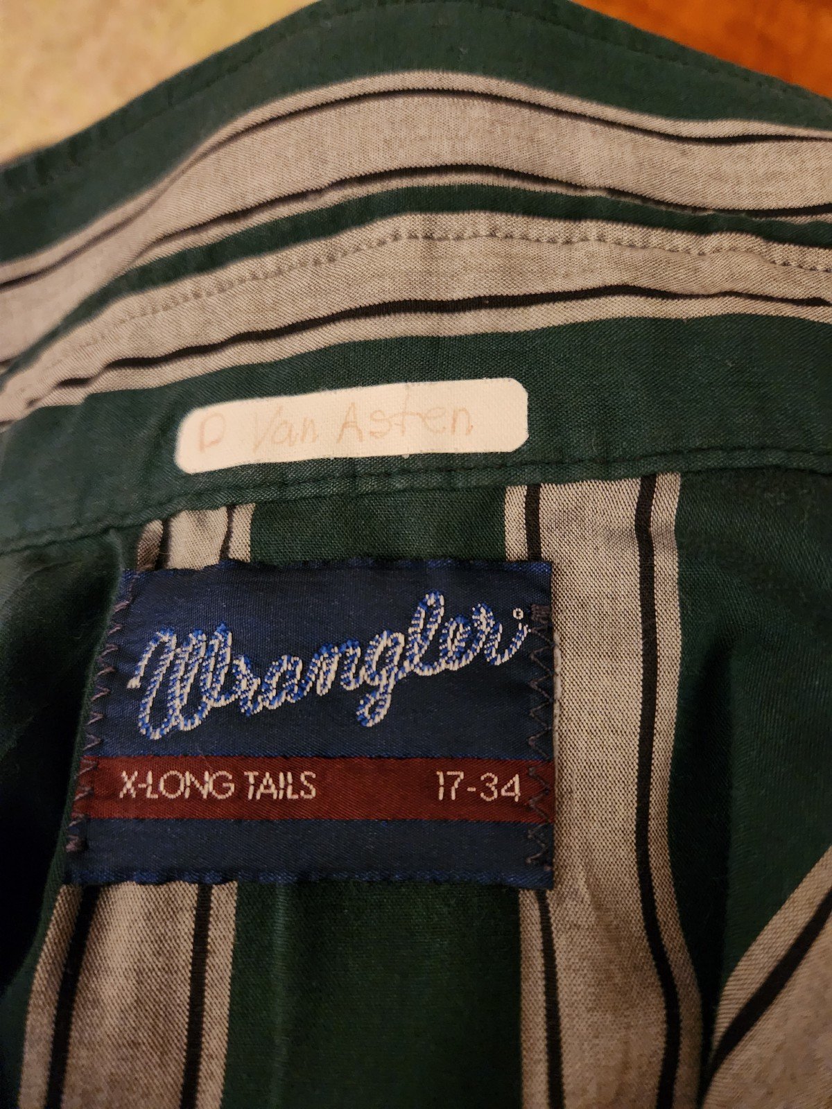 90s Wrangler Green and Gray Snap Front Shirt