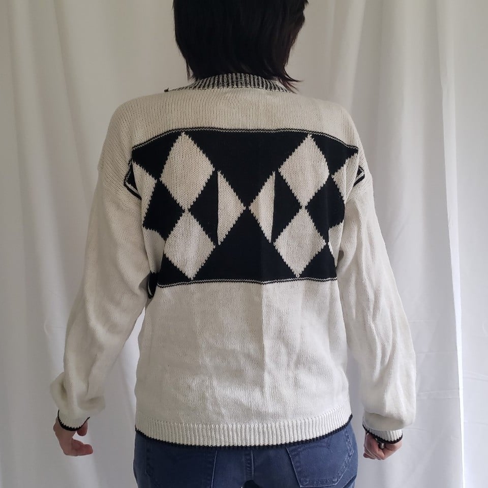 80s Black and White Geometric Cardigan