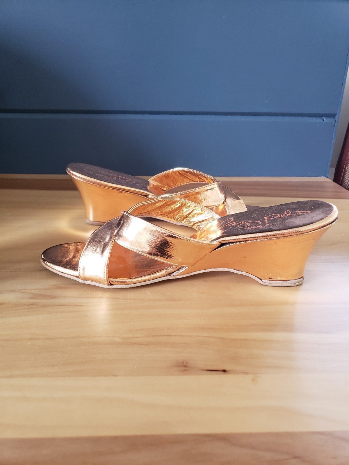 80s Gold Wedge Slides