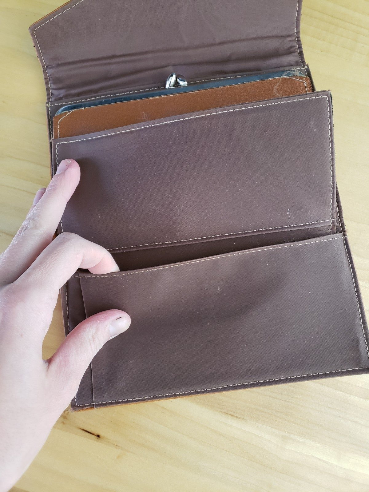 80s/90s Tan Leather Wallet