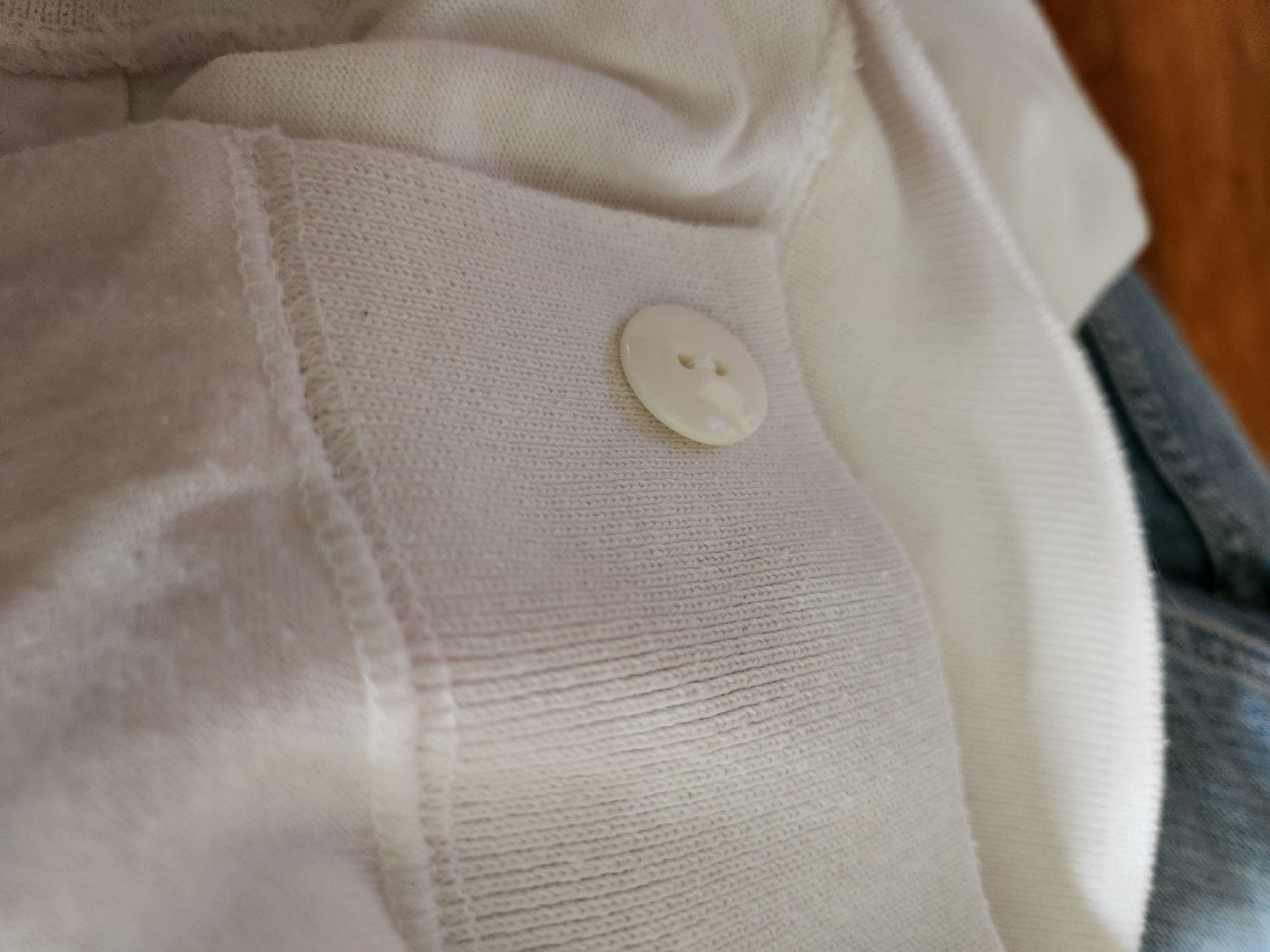 90s White Cropped Boxy Cardigan