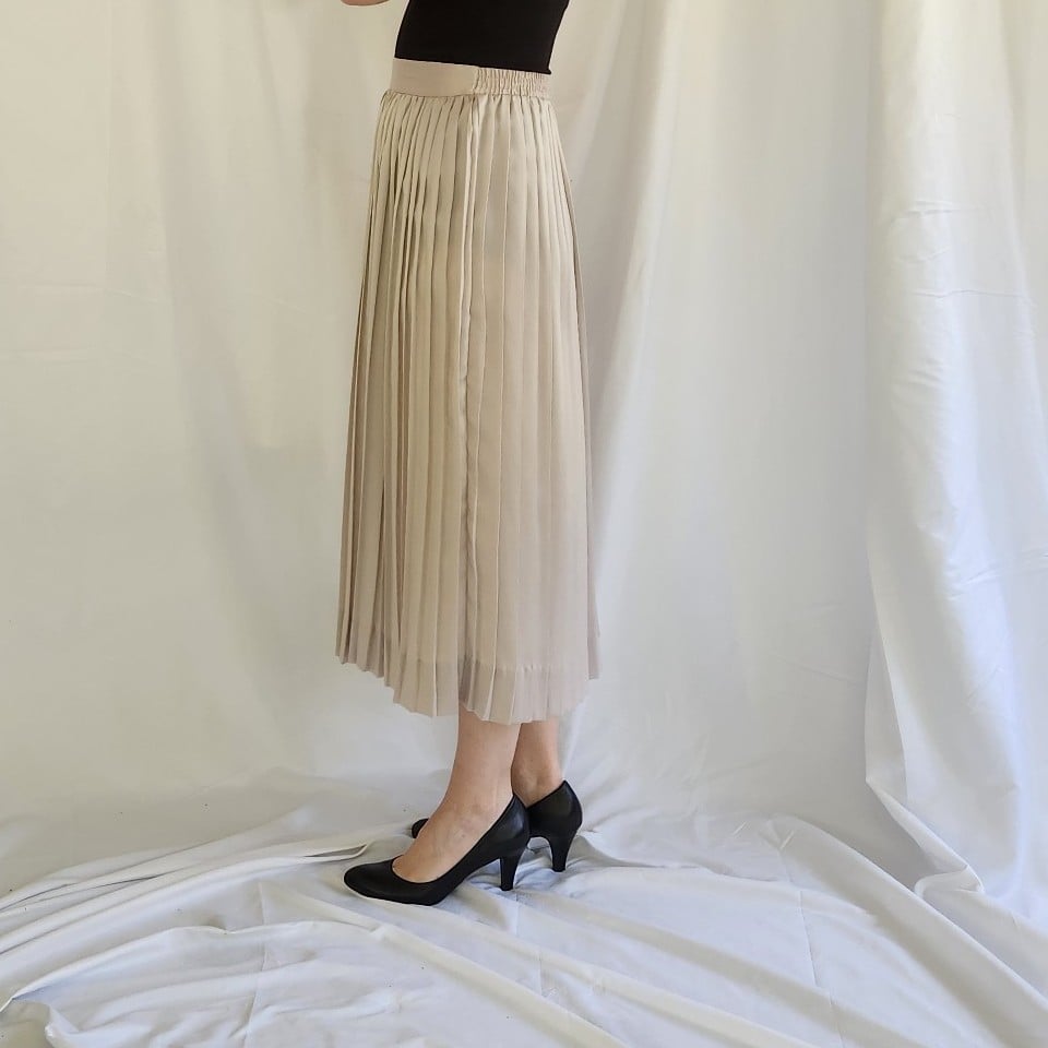 80s/90s Taupe Satin Pleated Skirt