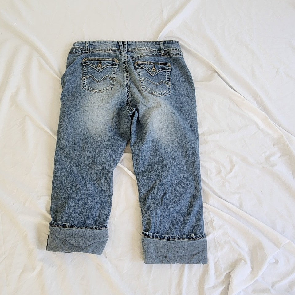 Y2K Angels Low Rise Capri Jeans