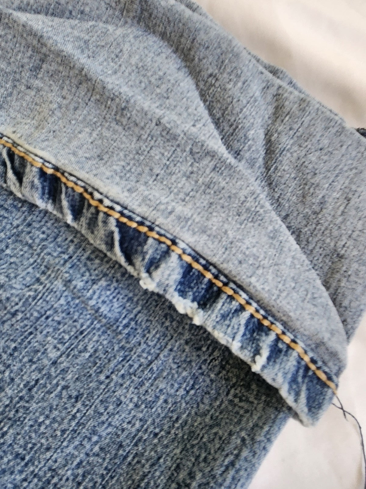 Y2K Angels Low Rise Capri Jeans