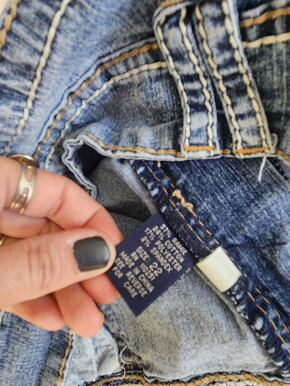 Y2K Angels Low Rise Capri Jeans