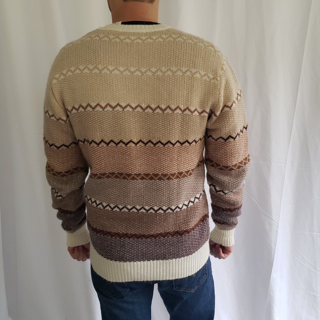 80s/90s Cream and Brown V Neck Sweater