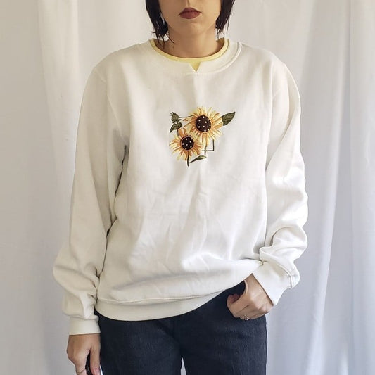 90s/00s Sunflower Embroidered Sweatshirt