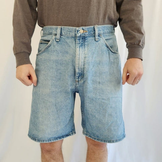 90s Wrangler Light Wash Jorts