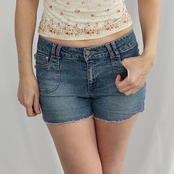 Y2K Bongo Denim Short Shorts