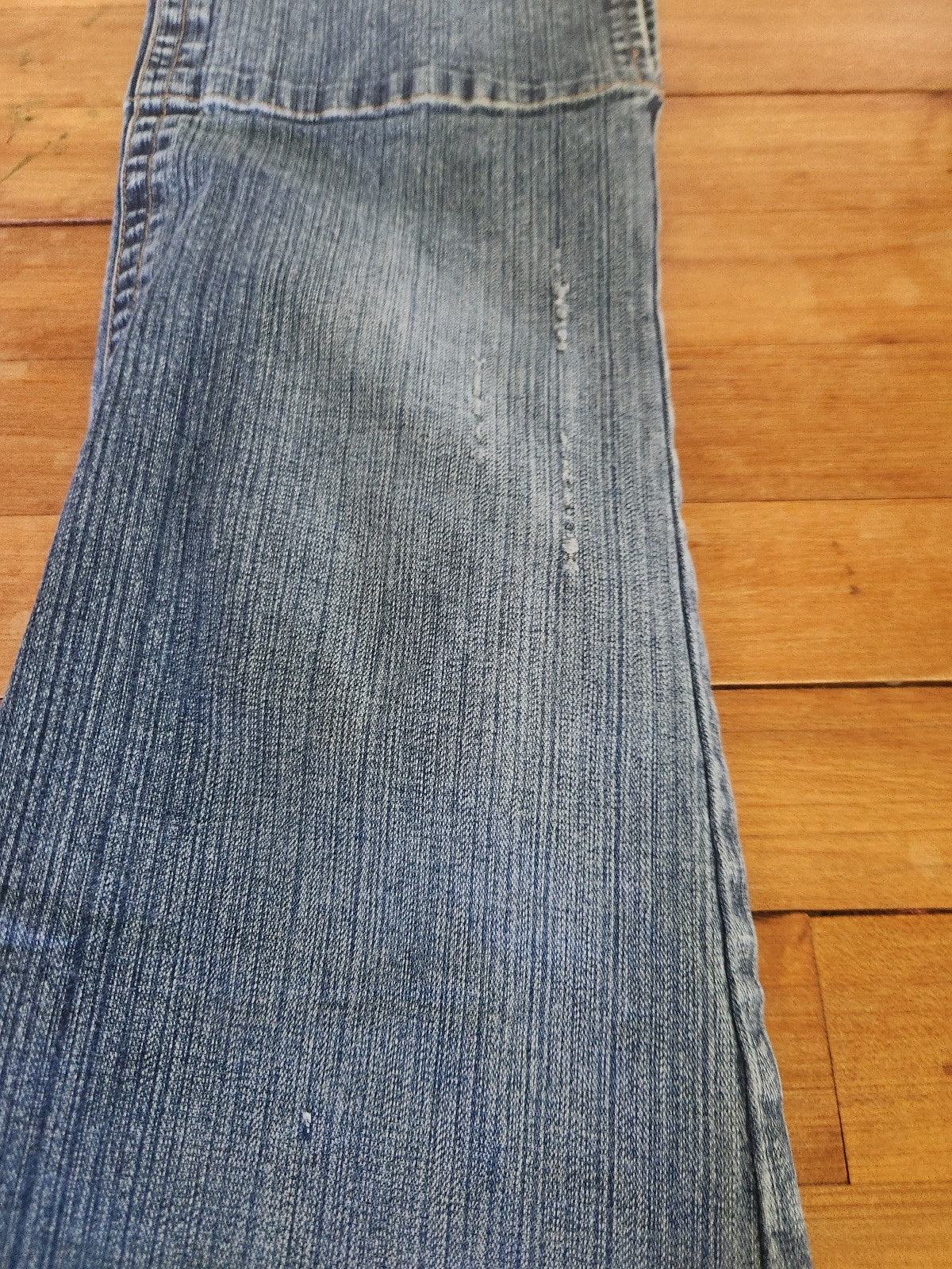 Y2K Low Rise Mudd Capris with Heart