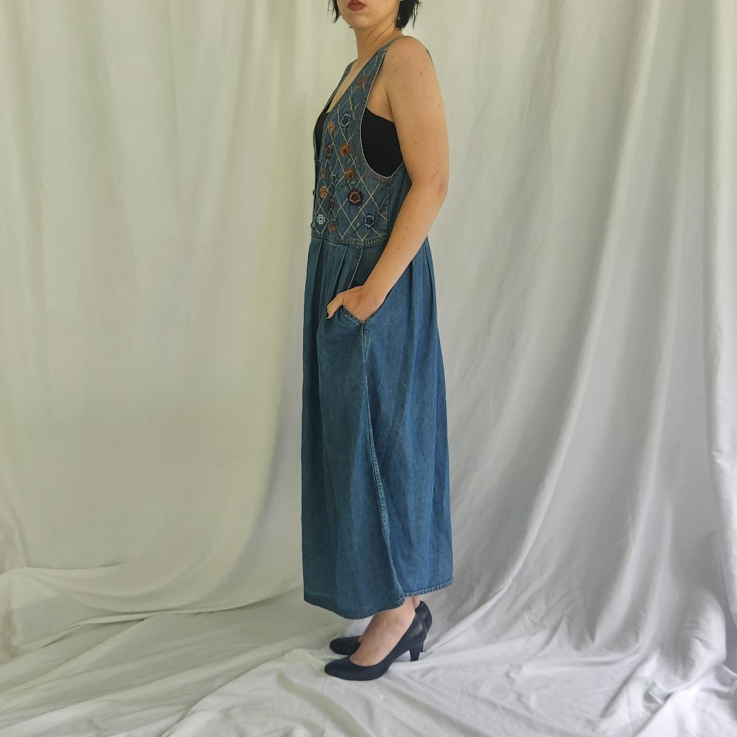 90s/00s Floral Embroidered Sleeveless Denim Dress
