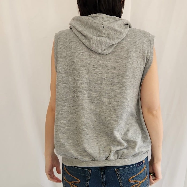 80s Gray and Rainbow Sleeveless Hooded Shirt