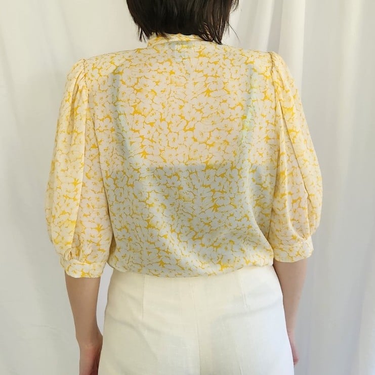 90s Yellow and White Floral Blouse