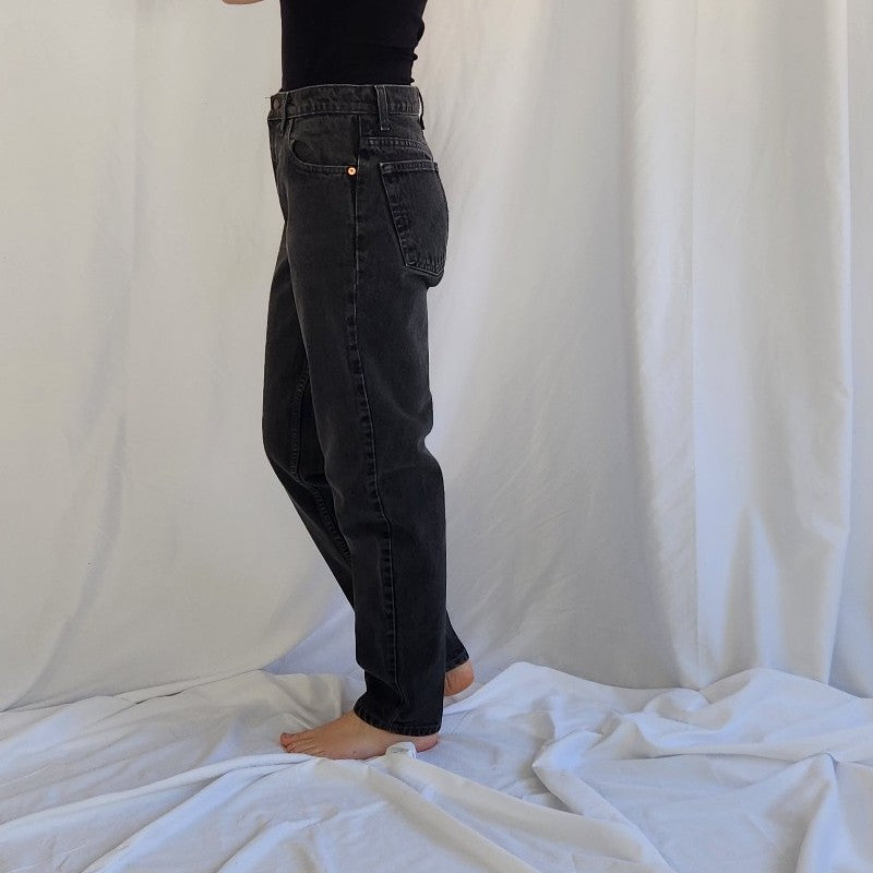 90s Levi's 550 Black Relaxed Tapered Leg Jeans