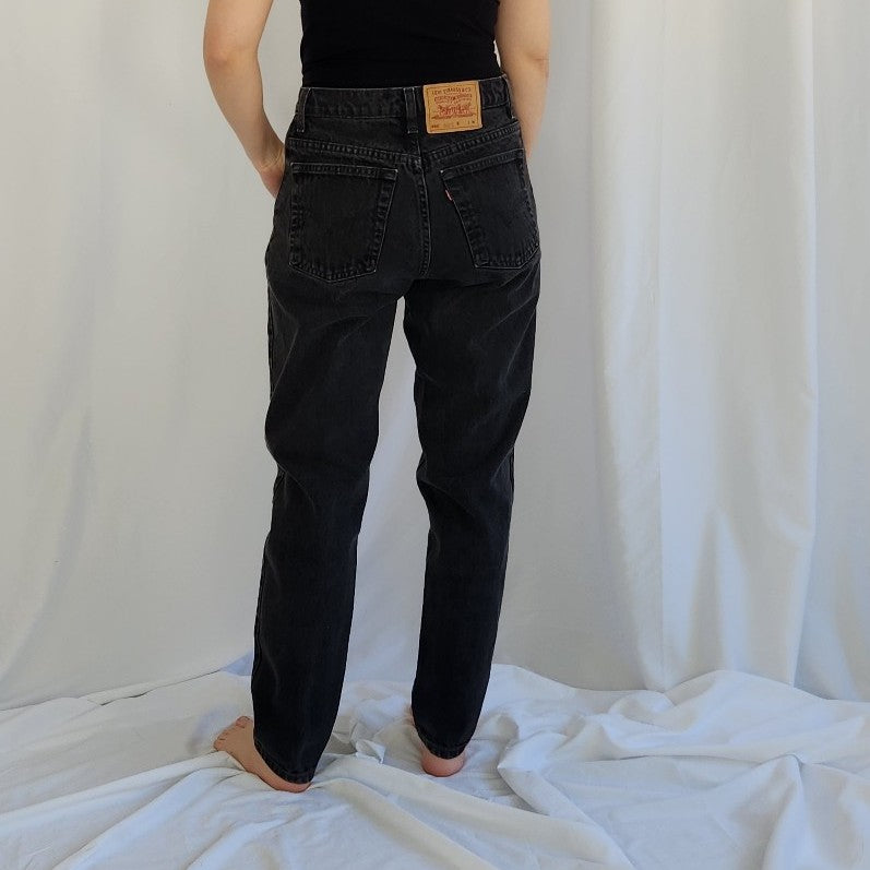90s Levi's 550 Black Relaxed Tapered Leg Jeans