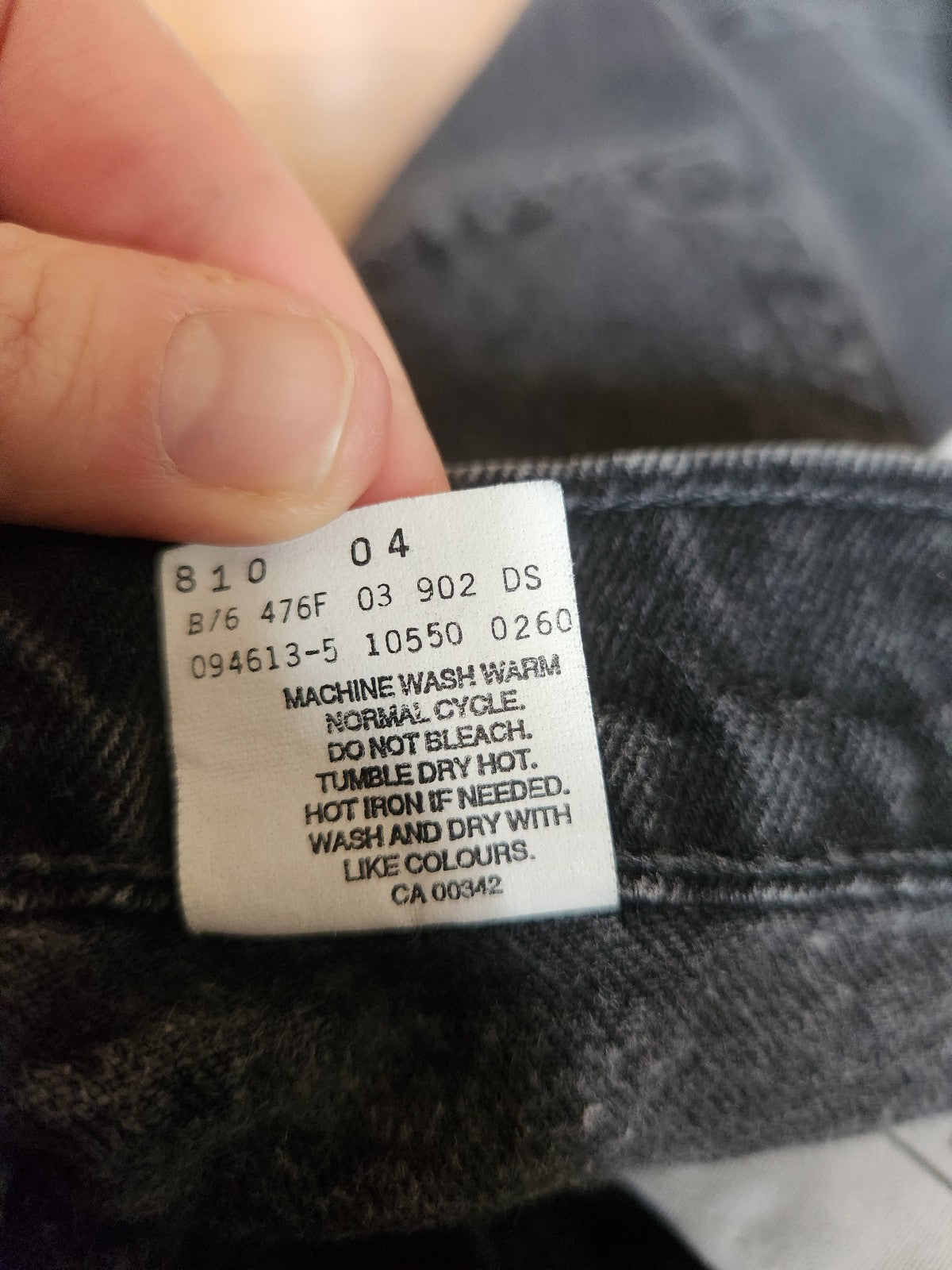 90s Levi's 550 Black Relaxed Tapered Leg Jeans
