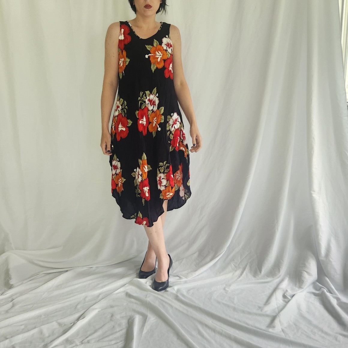 9ps Black, Red, and Orange Tropical Floral Sundress