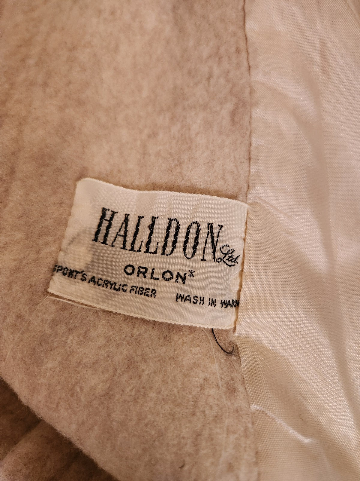 60s Beige Cropped Swing Coat