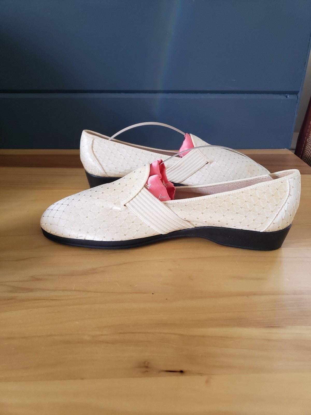 80s/90s Cream Satin Flats