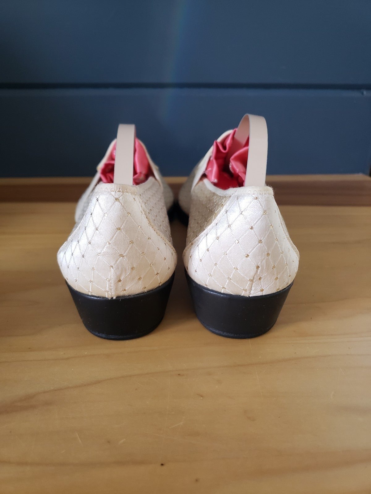 80s/90s Cream Satin Flats