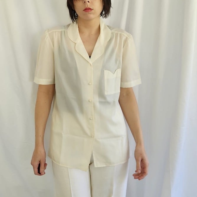 80s White Short Sleeve Button Down Blouse