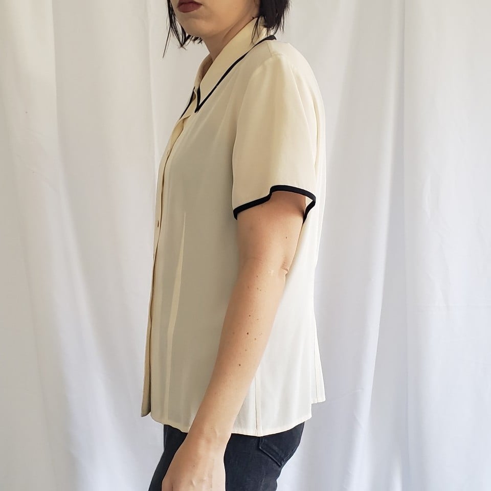 Casual Corner Cream Silk Short Sleeve Blouse