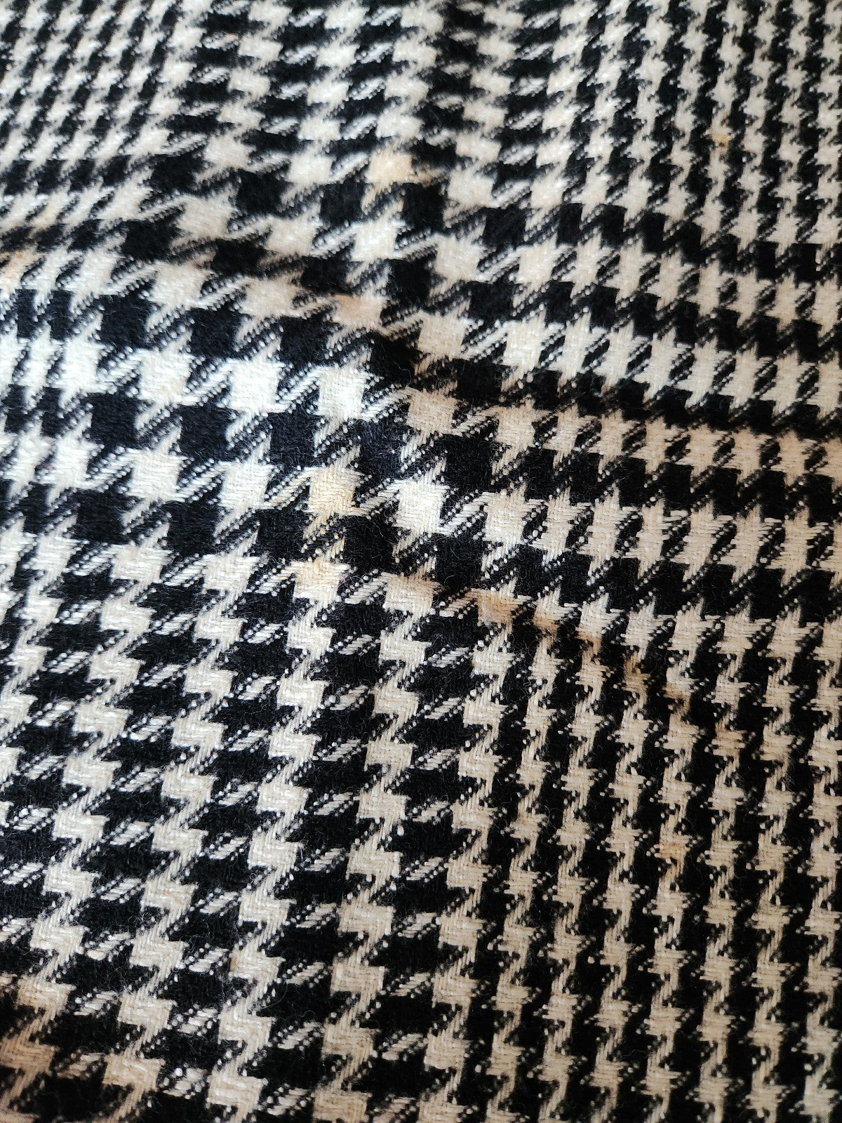 80s/90s Black and White Houndstooth Pencil Skirt