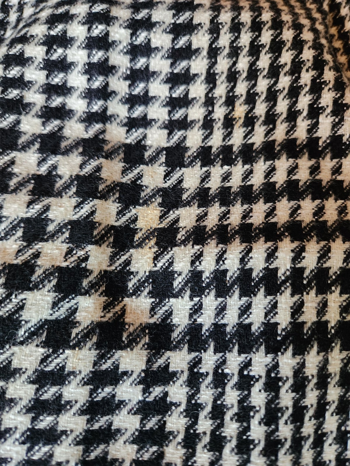 80s/90s Black and White Houndstooth Pencil Skirt