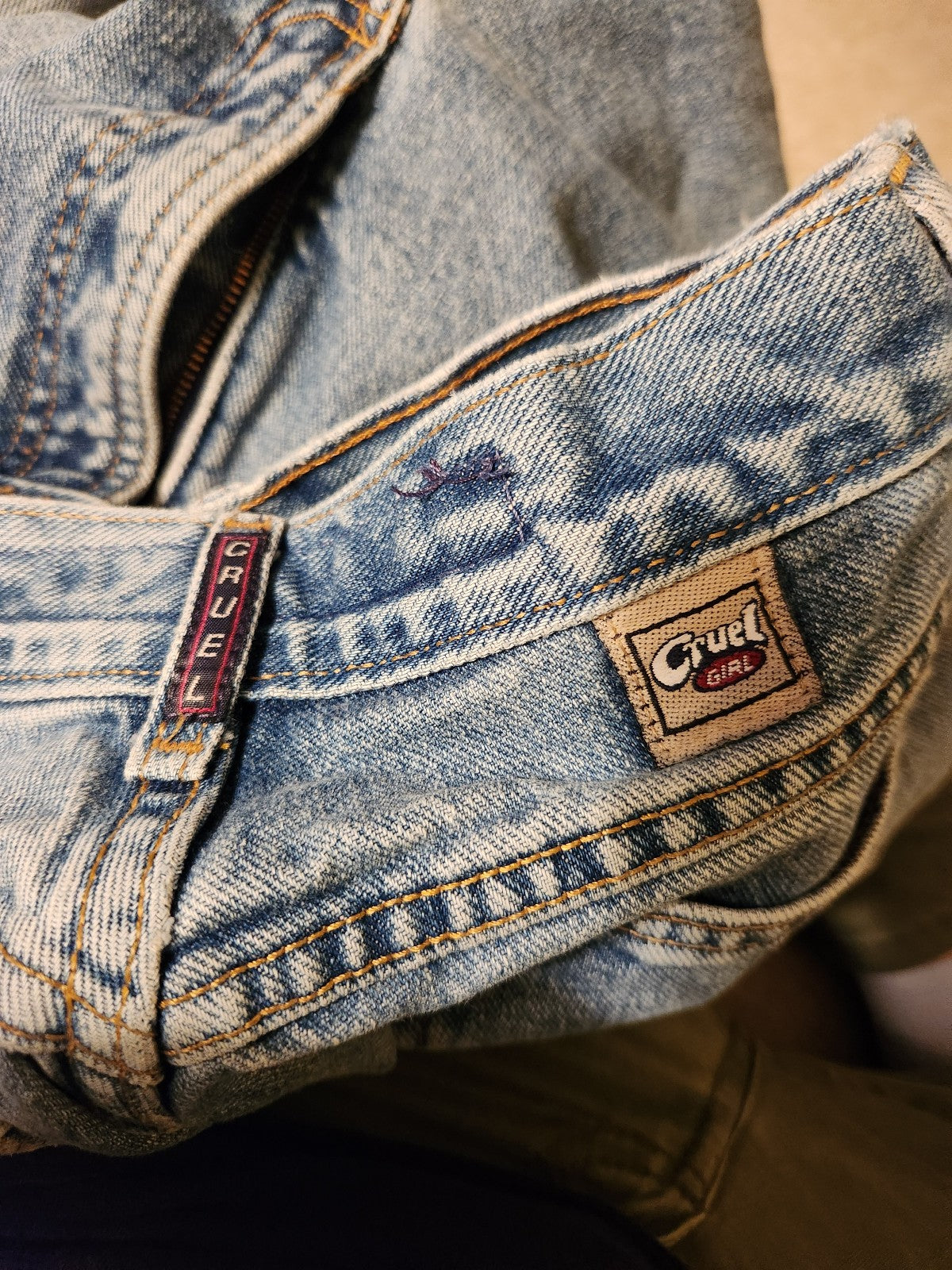 90s Cruel Girl "Loose" Fit Light Wash Jeans