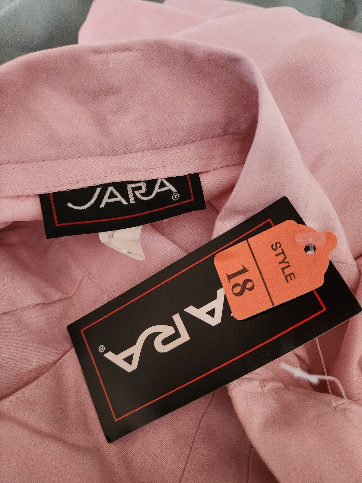 90s Deadstock Pink Pleated Shorts