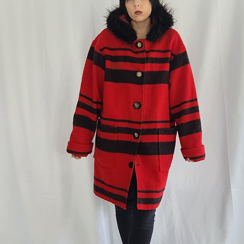 90s Black and Red Saddle Blanket Coat