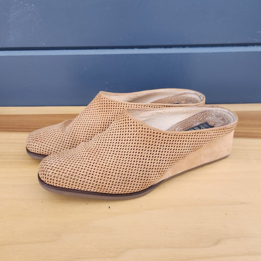 Vintage Prevata Tan Mules