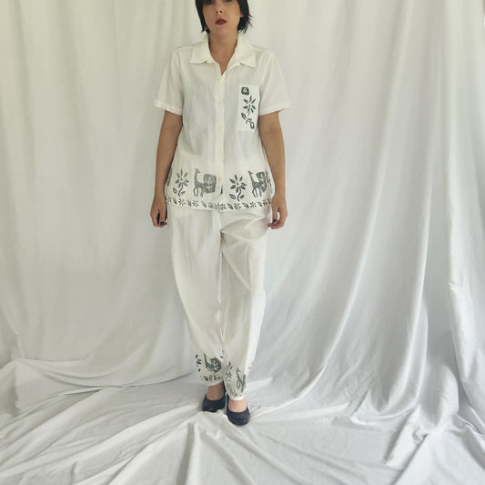 90s/00s White and gray Giraffe Print 100% Cotton Set