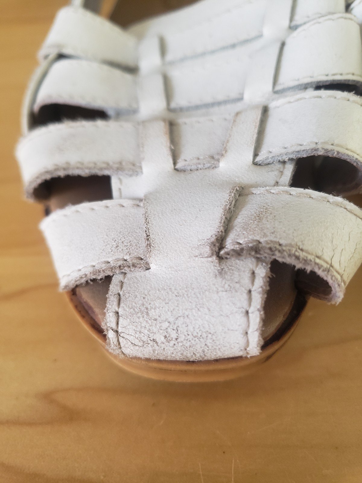 90s Cabin Creek White Leather Sandals