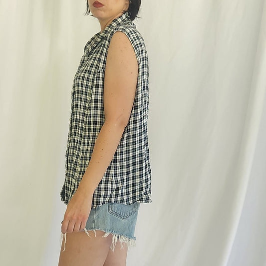 90s Black and White Plaid Sleeveless Button Down