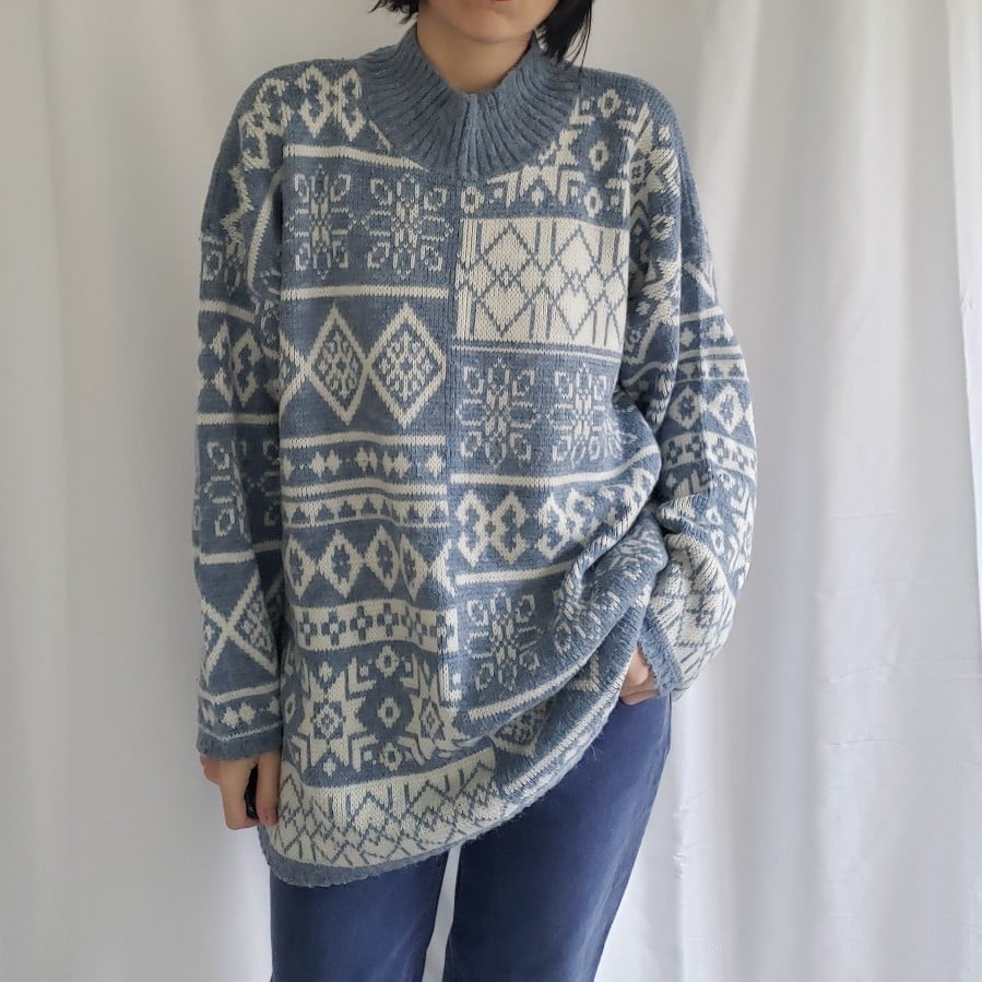 80s/90s Blue and White Mock Turtleneck Sweater